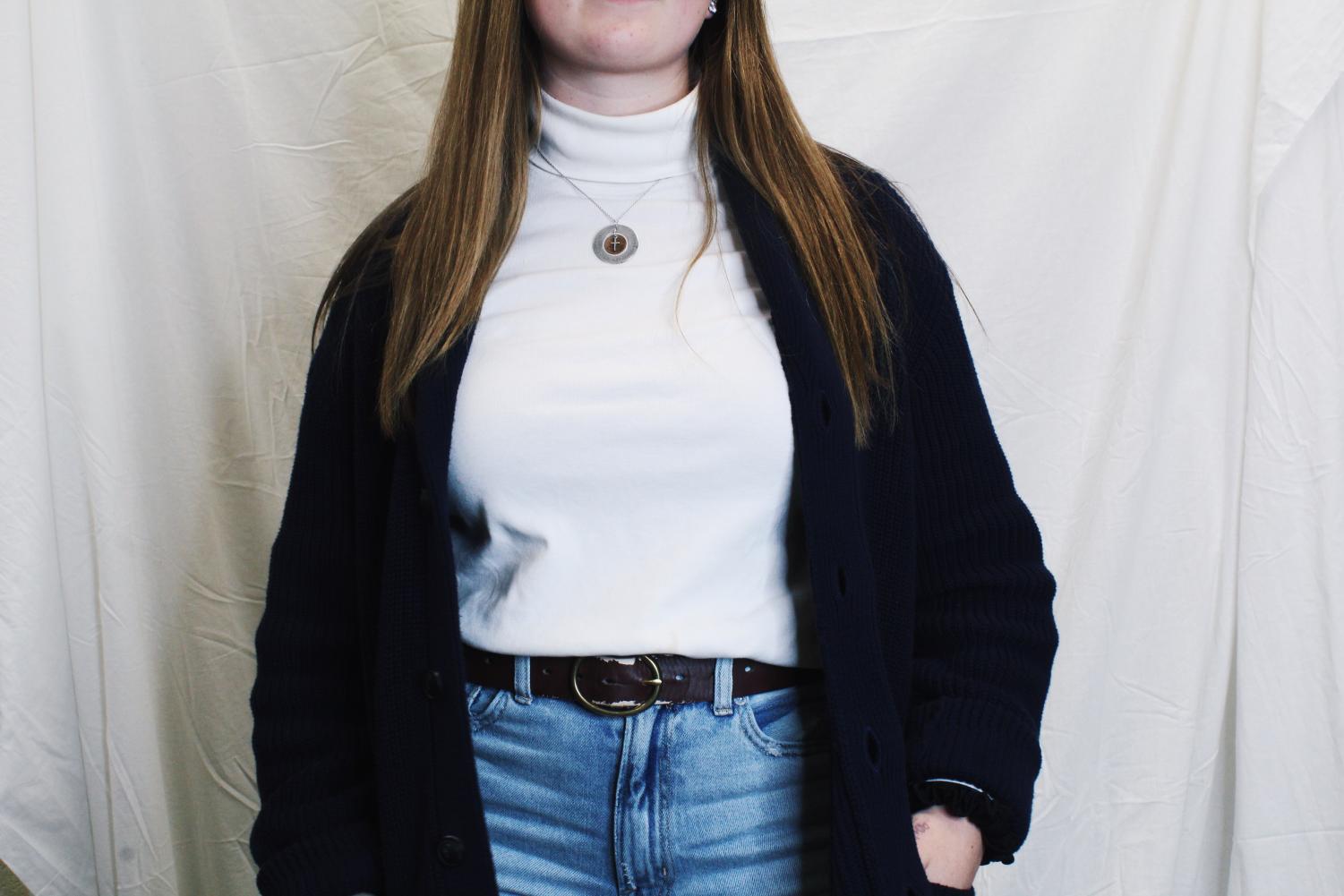 90s denim jacket outfit